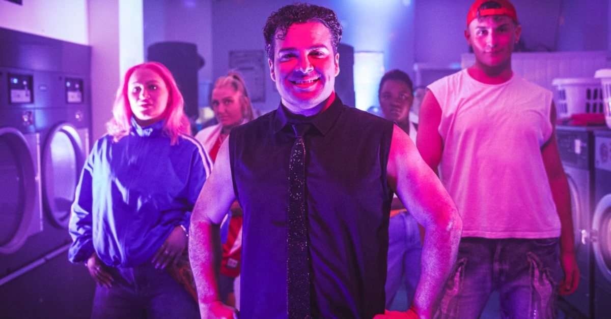 Joe McElderry admits he has a 'love-hate relationship' with dating apps